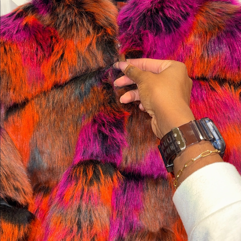 AKIRA Vibrant Faux Fur Hooded Jacket - Picture 4 of 11